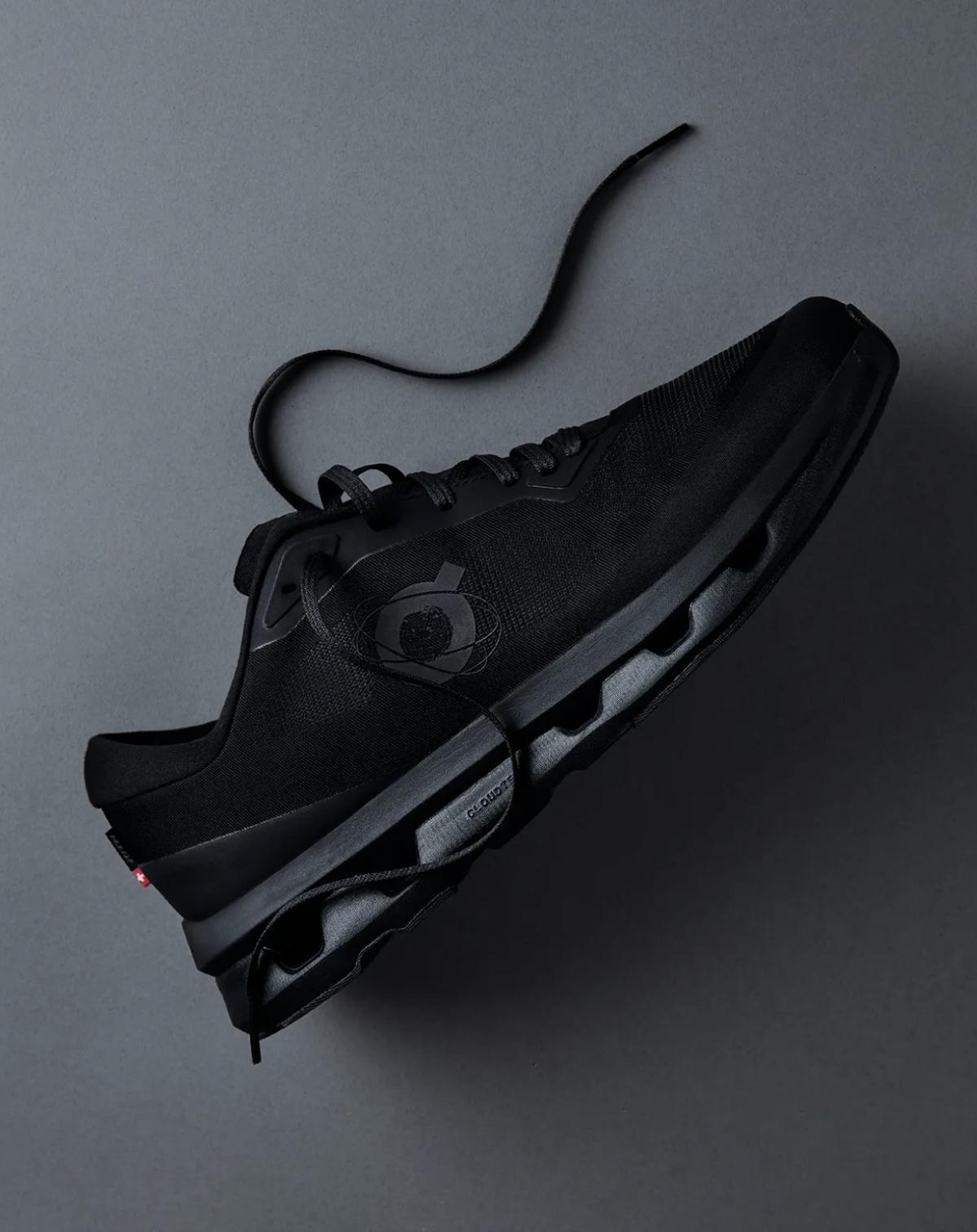 On Running fait appel à KITH pour lancer un tout nouveau modèle On Running fait appel à KITH pour lancer un tout nouveau modèle