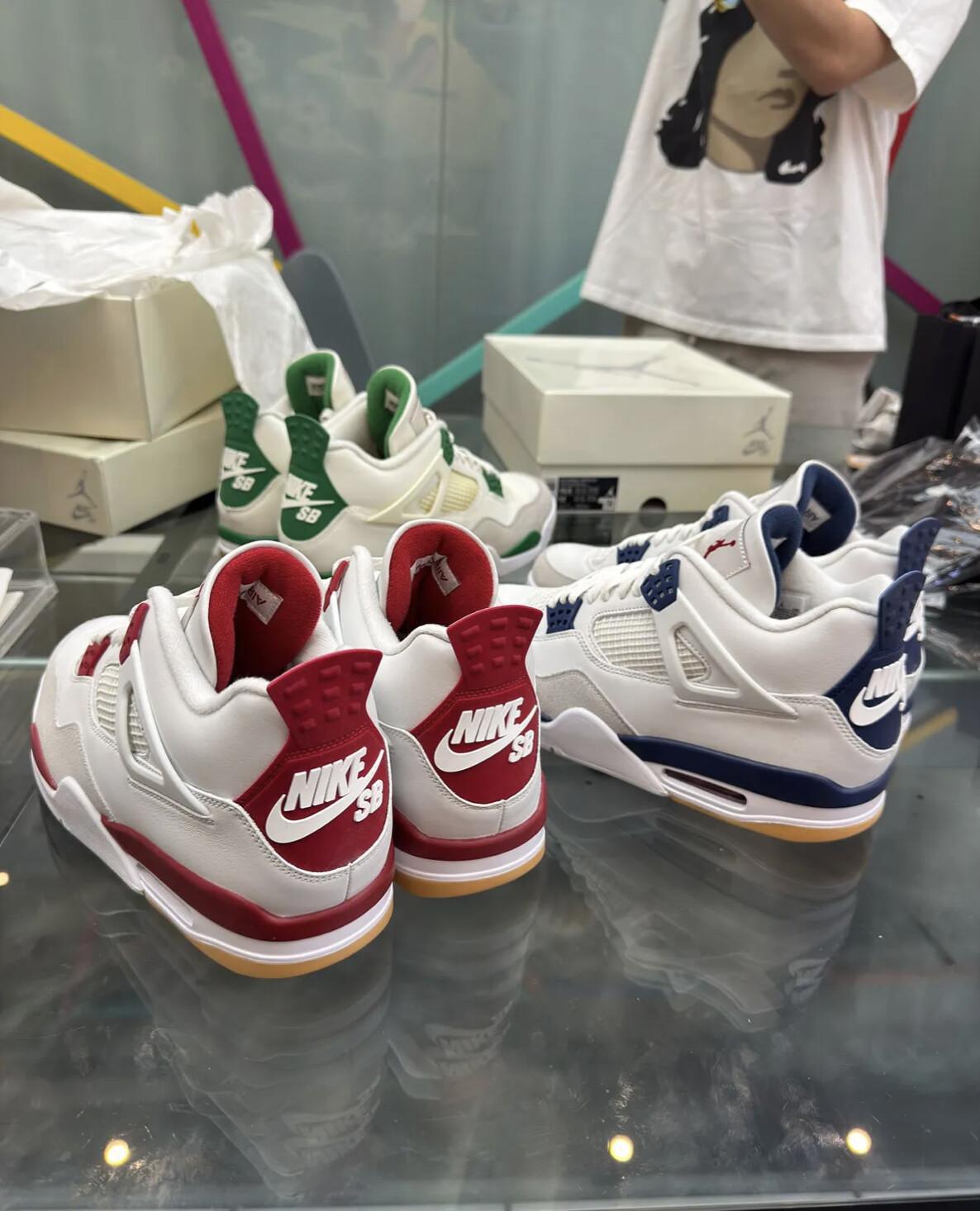L'un des plus grands collectionneurs de baskets au monde présente un ensemble complet de Nike SB Air Jordan 4