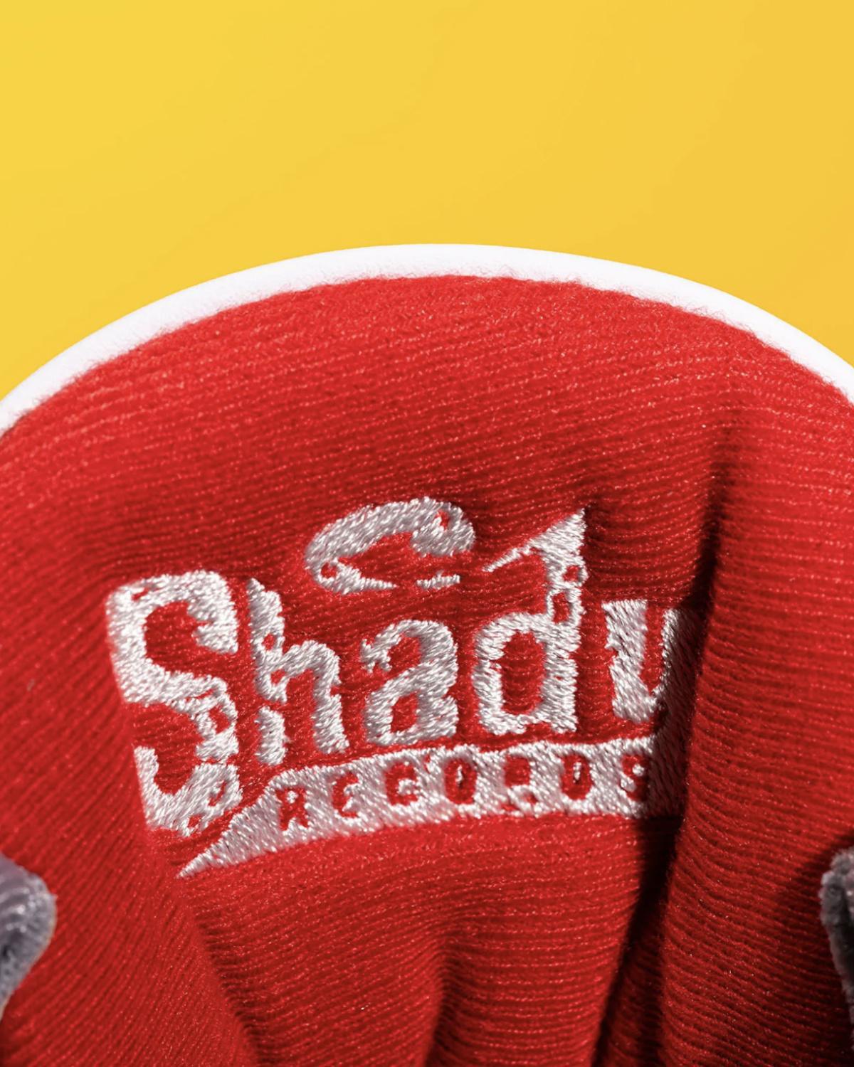 Regard détaillé sur l'Eminem x Air Jordan 3 « Super Bowl »