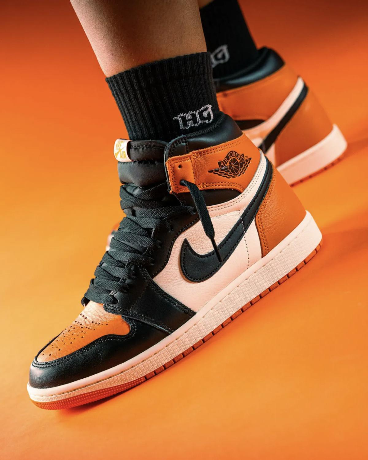 Regard détaillé sur l'Air Jordan 1 « Shattered Backboard » 2025 Regard détaillé sur l'Air Jordan 1 « Shattered Backboard » 2025