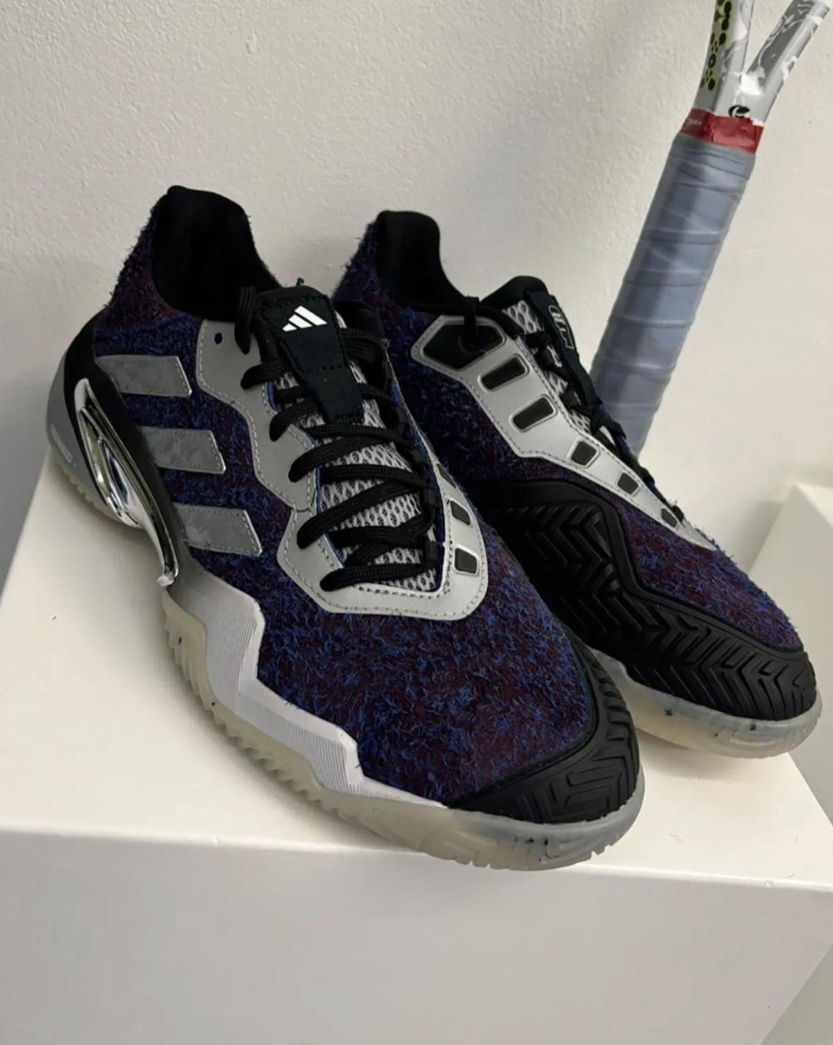 Brain Dead présente en avant-première la collection adidas Originals pour l'automne-hiver 2025 Brain Dead présente en avant-première la collection adidas Originals pour l'automne-hiver 2025