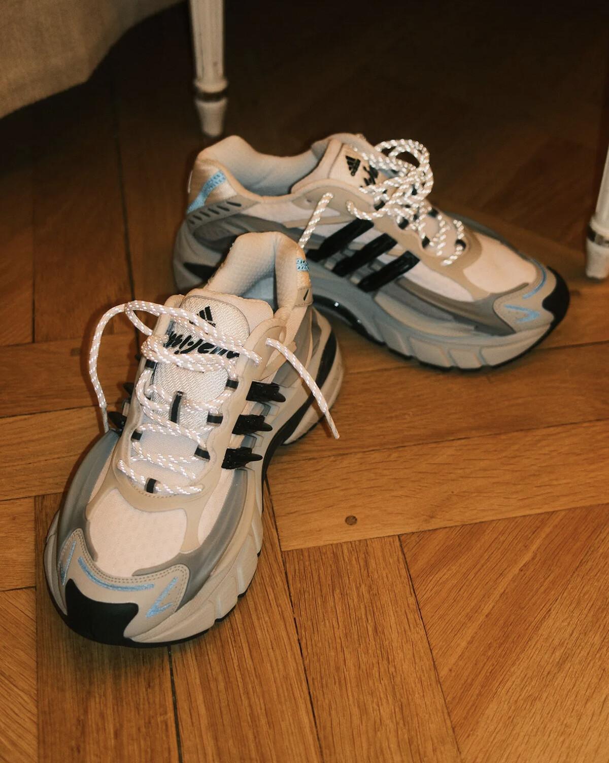 The Clipse présente le nouveau coloris adidas Jellyfish à Paris The Clipse présente le nouveau coloris adidas Jellyfish à Paris