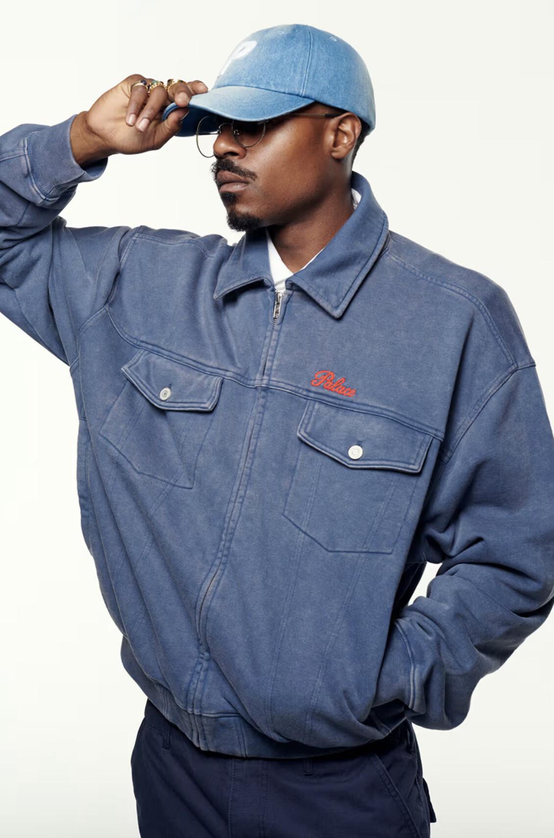 Palace dévoile son lookbook pour l'automne 2025 Palace dévoile son lookbook pour l'automne 2025