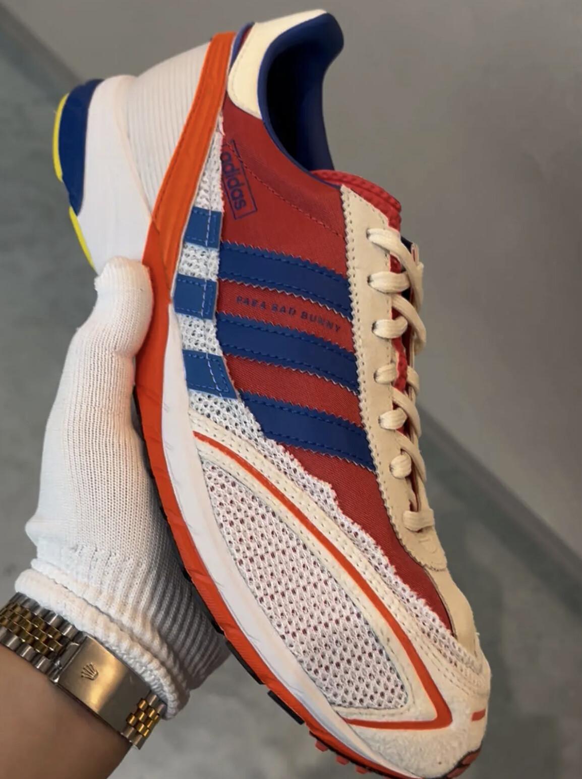 Bad Bunny et adidas rendent hommage à l’Amérique latine avec un pack SL72 haut en couleurs Bad Bunny et adidas rendent hommage à l’Amérique latine avec un pack SL72 haut en couleurs