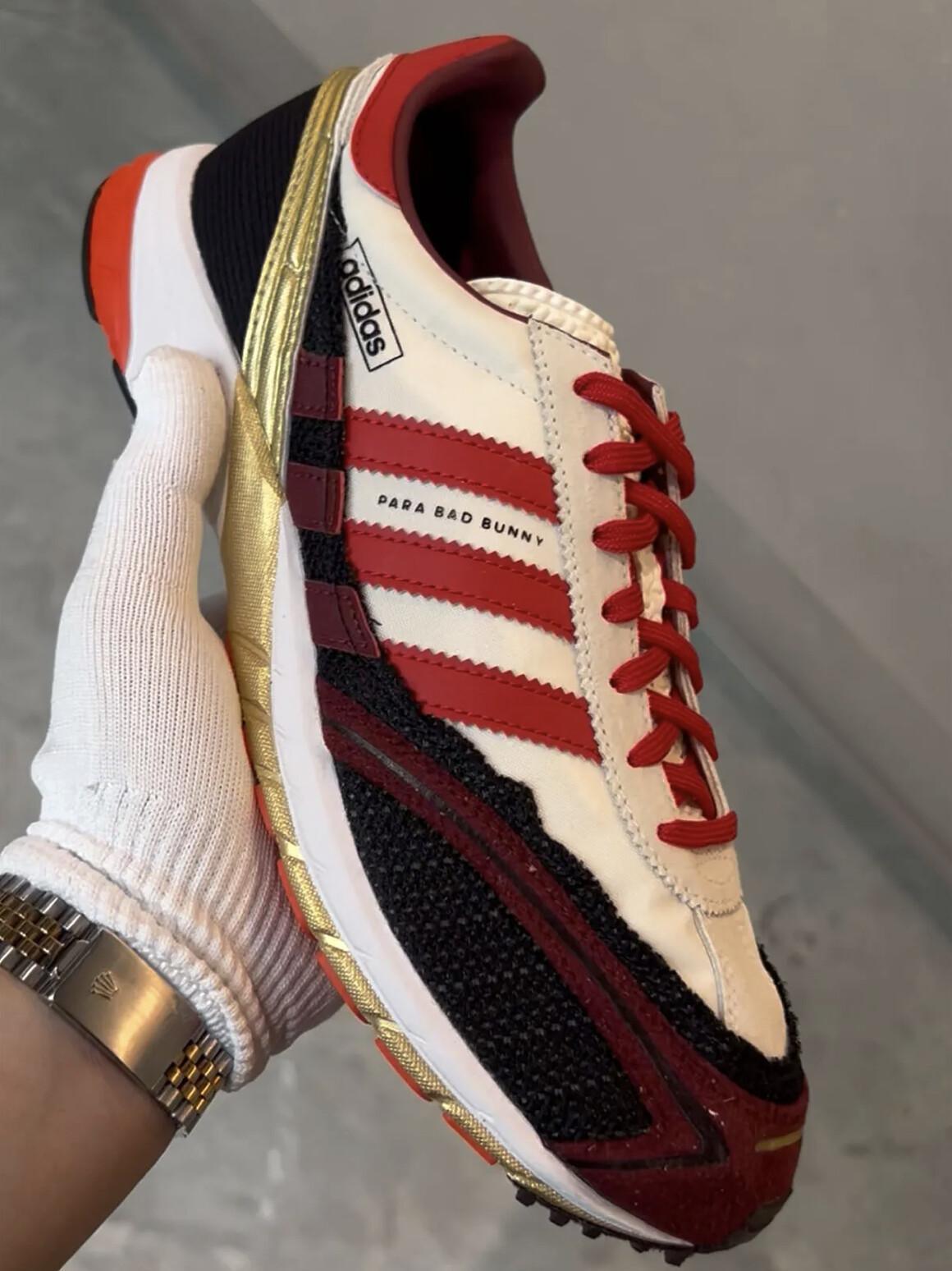 Bad Bunny et adidas rendent hommage à l’Amérique latine avec un pack SL72 haut en couleurs Bad Bunny et adidas rendent hommage à l’Amérique latine avec un pack SL72 haut en couleurs