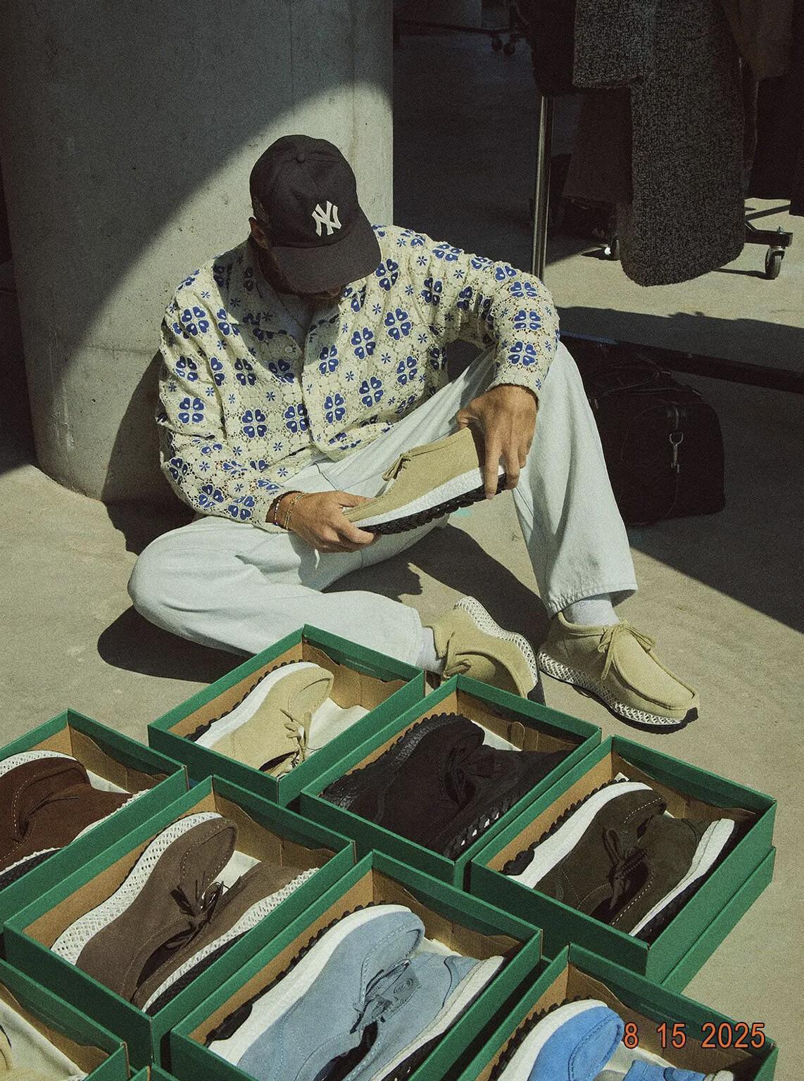 Ronnie Fieg x Clarks x adidas Wallabee UltraBoost — Quand l’héritage glisse vers demain Ronnie Fieg x Clarks x adidas Wallabee UltraBoost — Quand l’héritage glisse vers demain