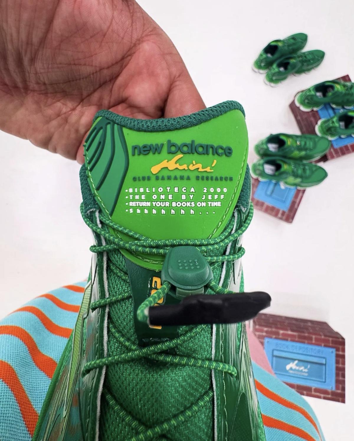 Aminé x New Balance 2000 “Biblioteca” — Quand la lecture s’illumine