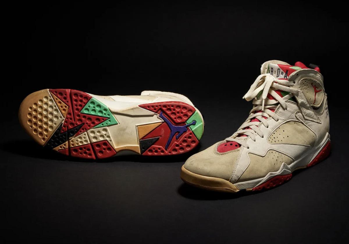 Michael Jordan “Closed Eyes Free Throw” AJ7 — Quand le mythe s’attache aux lacets
