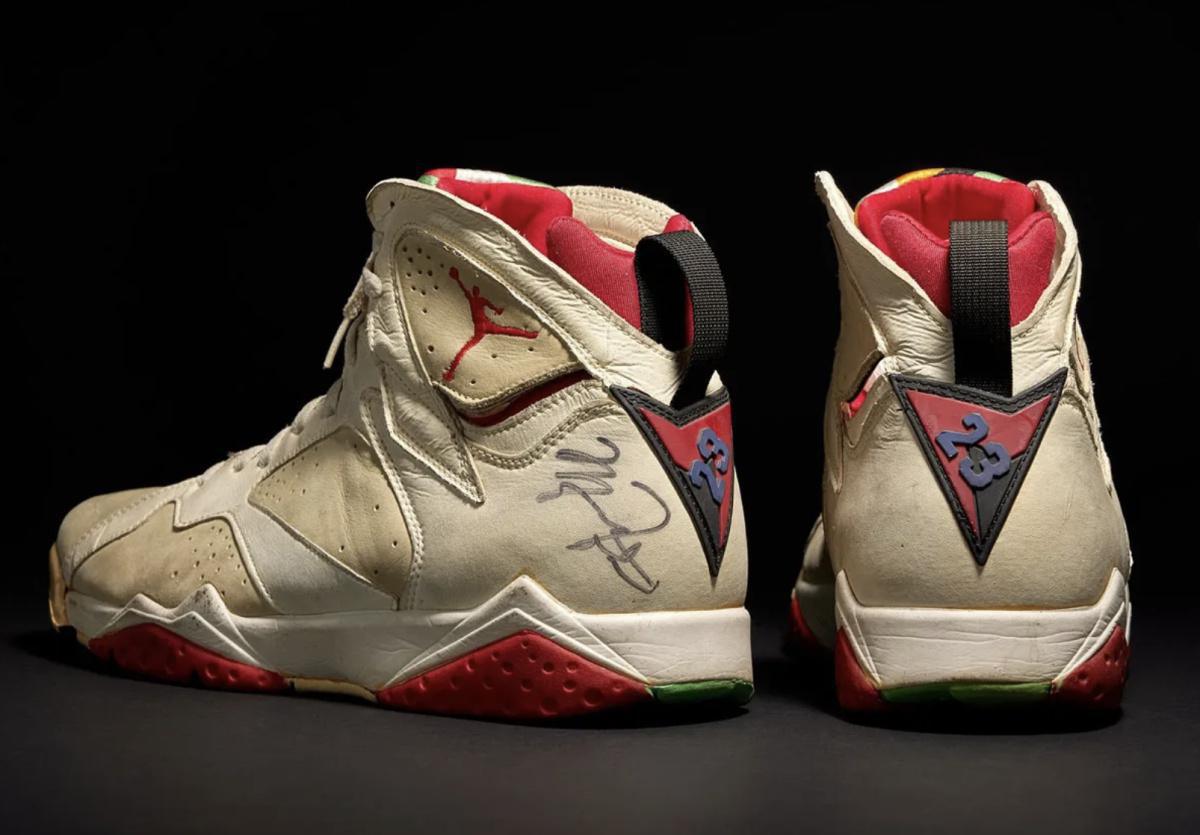 Michael Jordan “Closed Eyes Free Throw” AJ7 — Quand le mythe s’attache aux lacets
