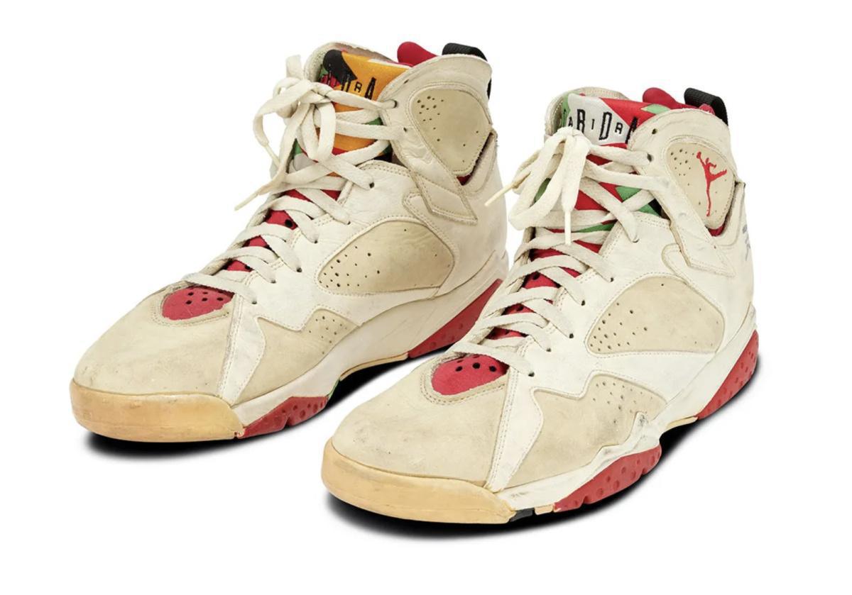 Michael Jordan “Closed Eyes Free Throw” AJ7 — Quand le mythe s’attache aux lacets
