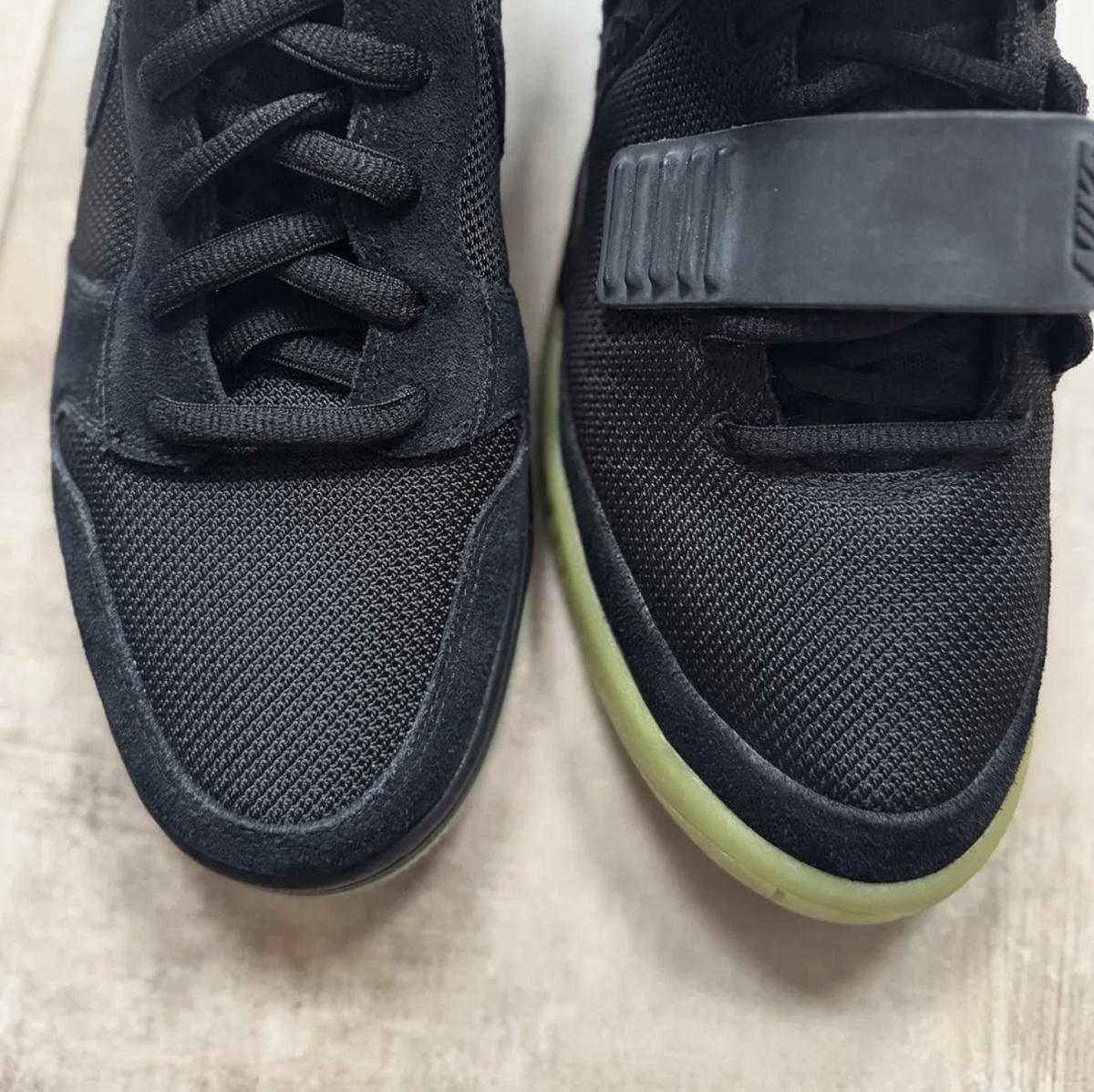 Quand la Yeezy 2 inspire la Dunk : le sample “Solar Red”