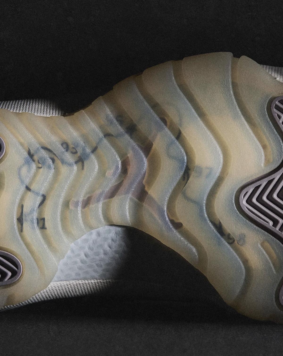 Air Jordan 11 Holiday 2025 — Le grand retour