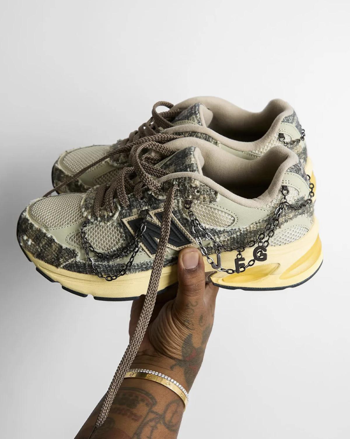 Joe Freshgoods x New Balance ABZORB 2010 — Quand l’archive se fait audio-visuelle