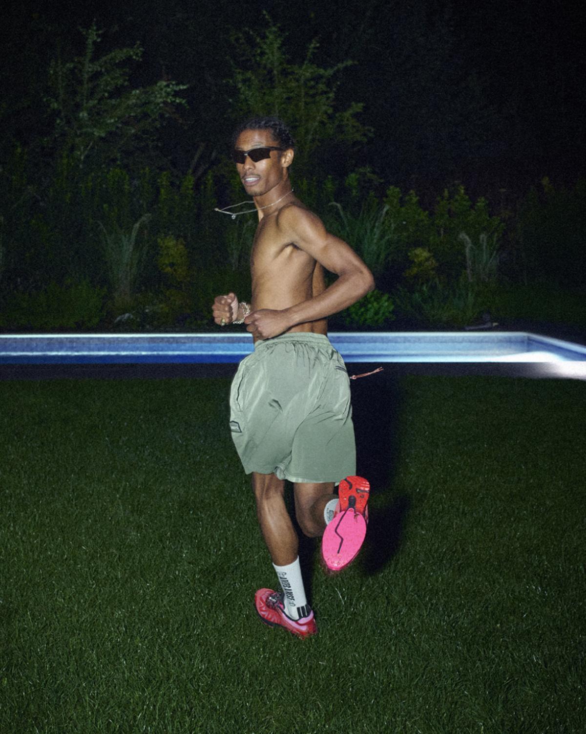 Aries × Salomon XT-Whisper — Le terrain de la rue trouve son arc trail Aries × Salomon XT-Whisper — Le terrain de la rue trouve son arc trail