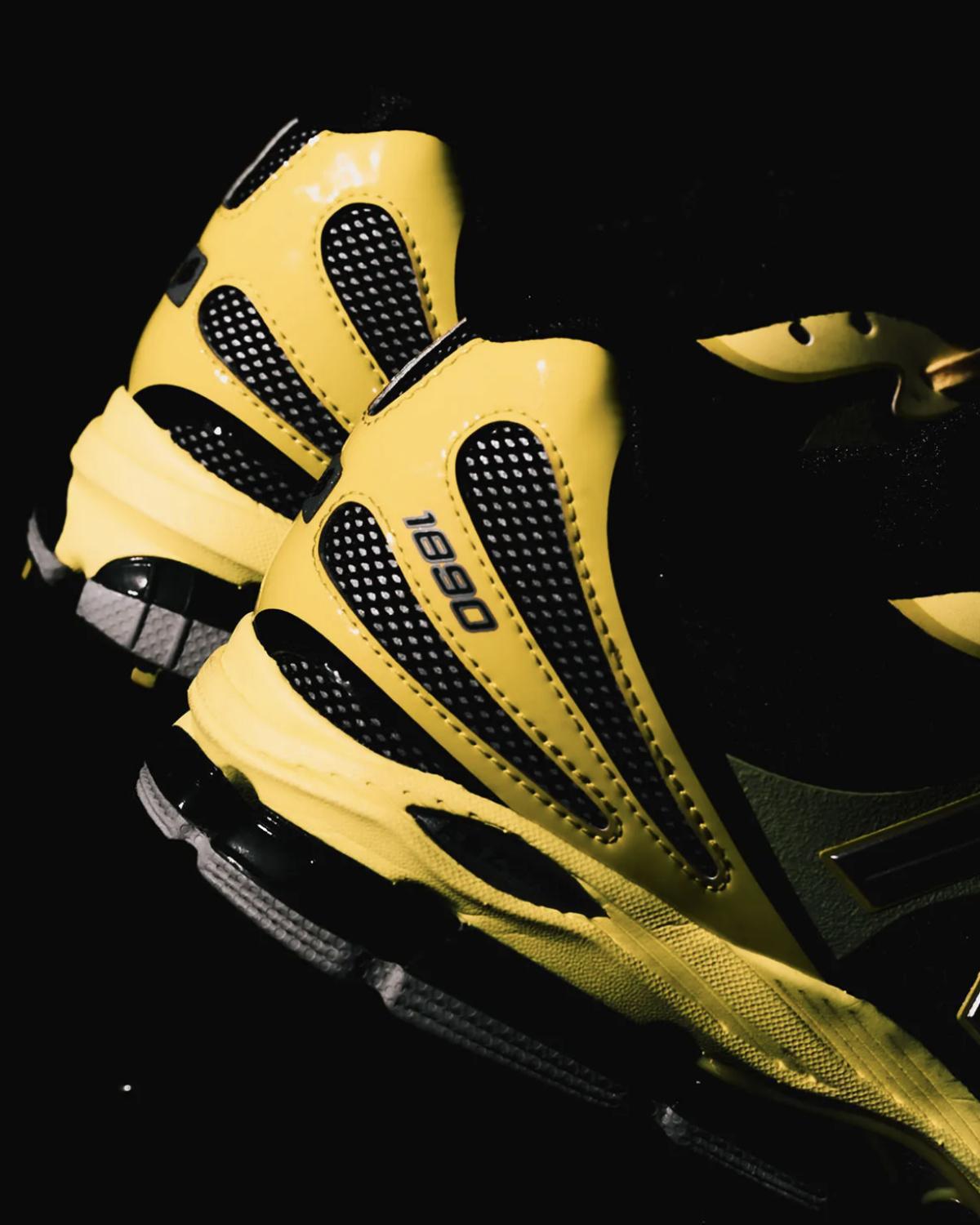 New Balance 1890 “Yellow / Black” — La silhouette prend son envol