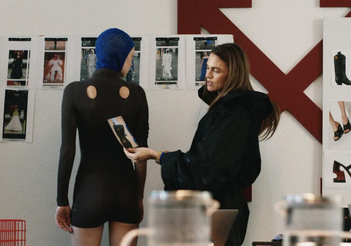 Off-White “10×10” — Recomposer l’héritage sans Virgil Abloh Off-White “10×10” — Recomposer l’héritage sans Virgil Abloh