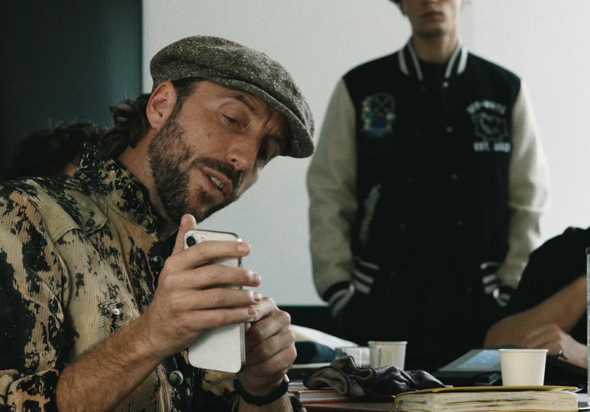 Off-White “10×10” — Recomposer l’héritage sans Virgil Abloh Off-White “10×10” — Recomposer l’héritage sans Virgil Abloh