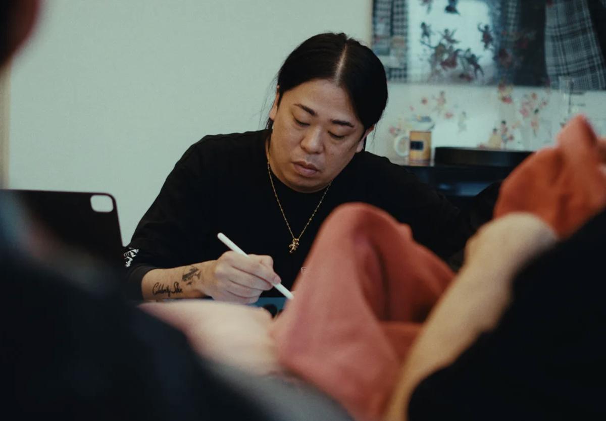 Off-White “10×10” — Recomposer l’héritage sans Virgil Abloh