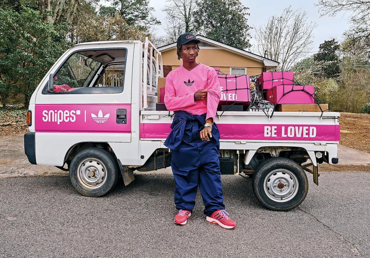 SNIPES × adidas Adistar Control 5 “Be Loved” — La sneaker comme déclaration
