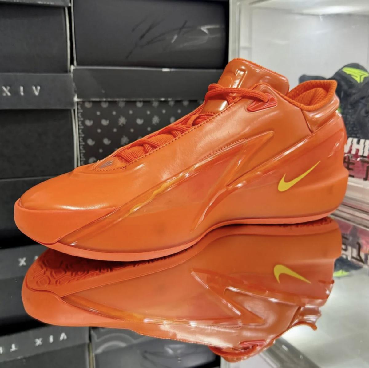 NOCTA × Nike KD 19 — Drake entre officiellement sur le terrain