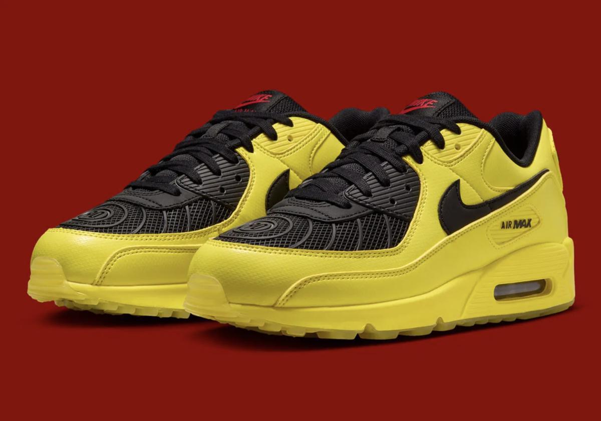 Nike “Mad 90” Pack — Quand le football des années 2000 rencontre l’Air Max 90