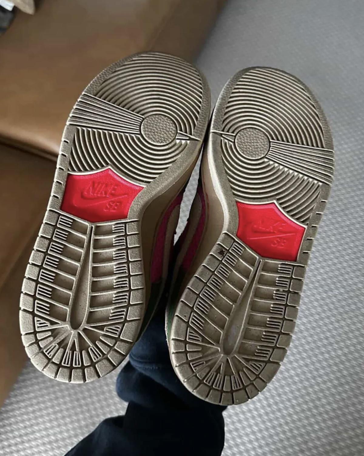 Nike SB Dunk Low “Songkran” (Friends & Family) — Une célébration encore plus intime