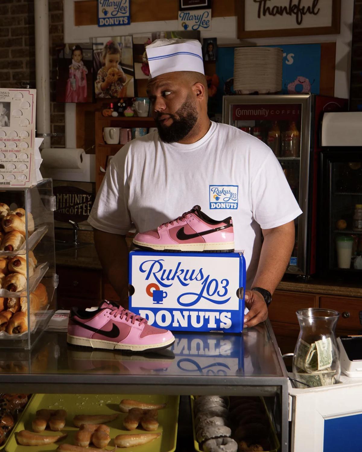 Rukus × Nike Dunk Low “Donuts” — Quand la culture locale devient une sneaker