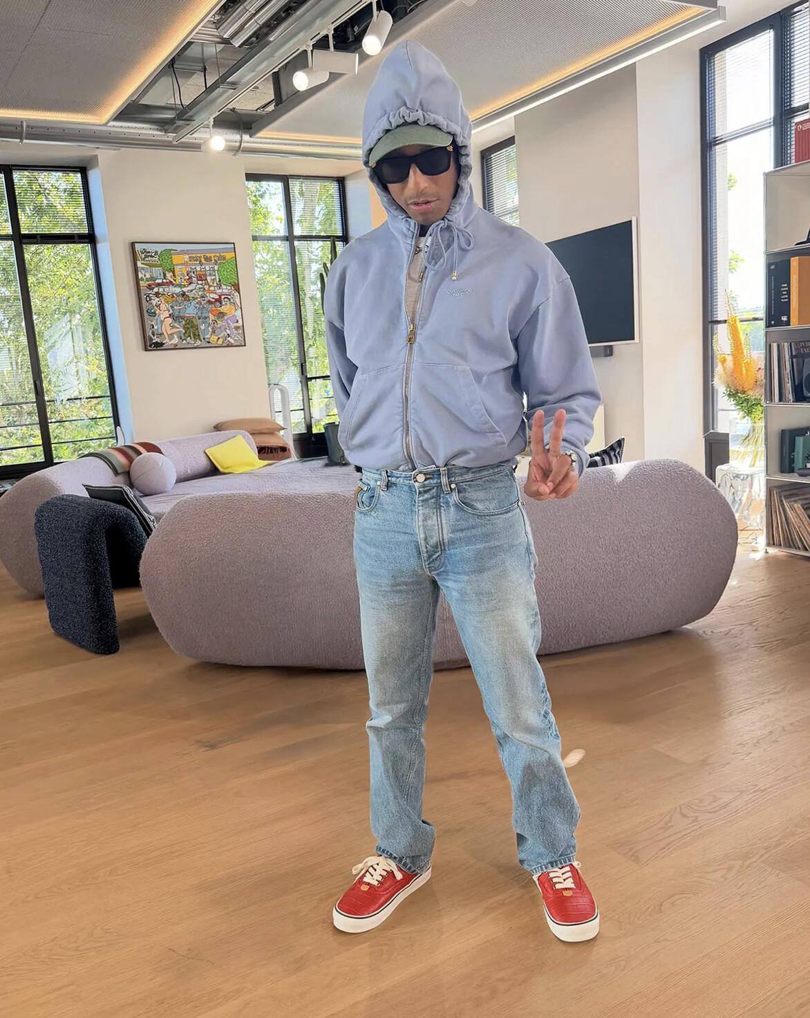 Pharrell, Louis Vuitton et la Combi — Quand une sneaker déclenche immédiatement le débat Pharrell, Louis Vuitton et la Combi — Quand une sneaker déclenche immédiatement le débat
