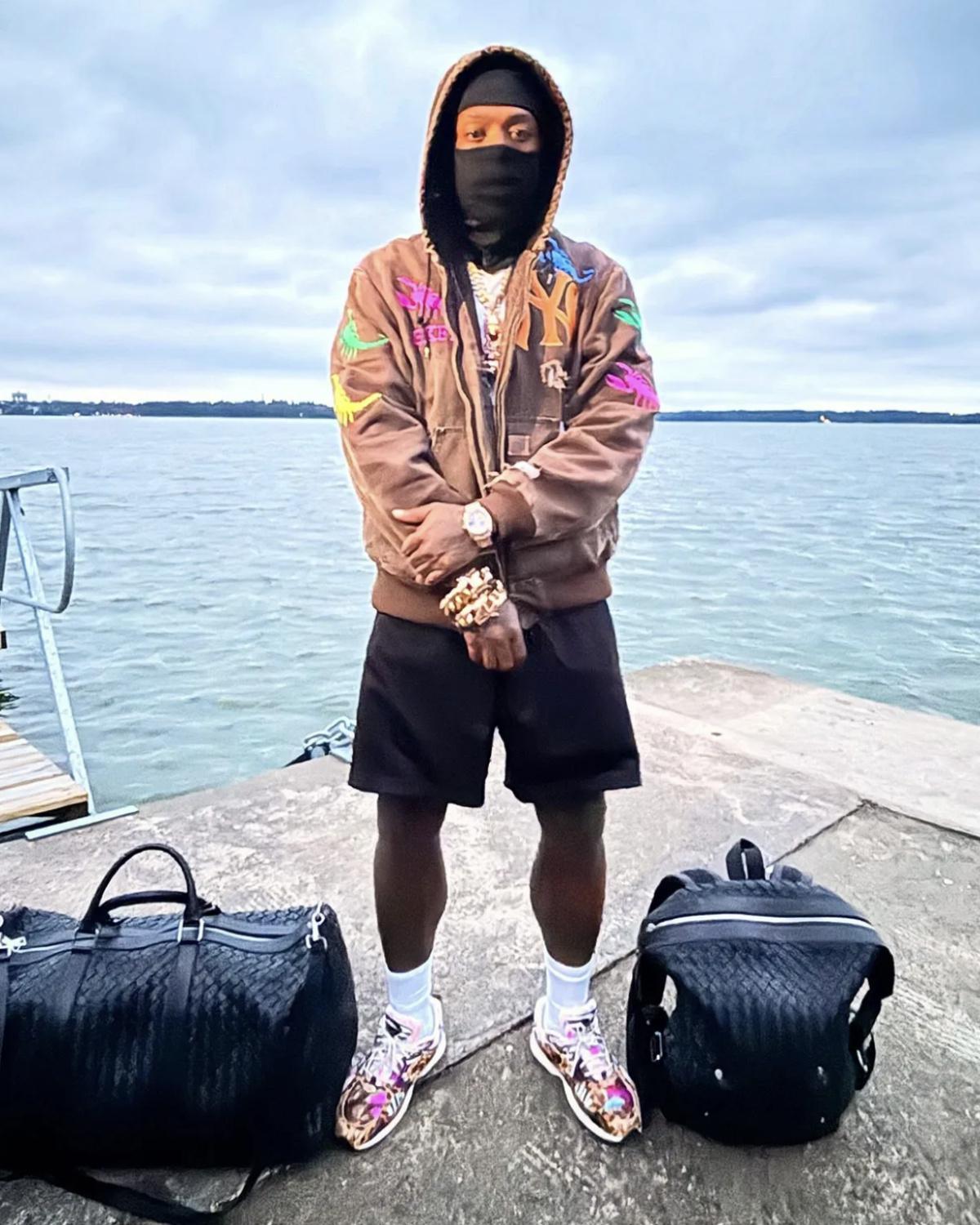 Westside Gunn × Saucony Grid Jazz 9 “Awesome Gods” — Quand la sneaker devient une œuvre portable Westside Gunn × Saucony Grid Jazz 9 “Awesome Gods” — Quand la sneaker devient une œuvre portable