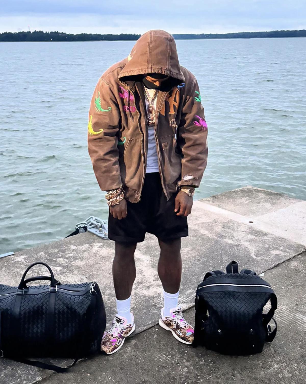 Westside Gunn × Saucony Grid Jazz 9 “Awesome Gods” — Quand la sneaker devient une œuvre portable Westside Gunn × Saucony Grid Jazz 9 “Awesome Gods” — Quand la sneaker devient une œuvre portable