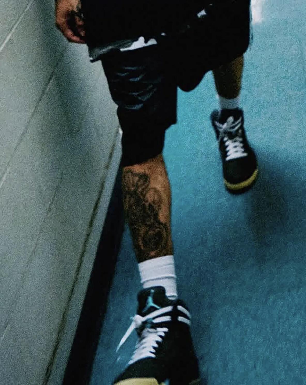 SoleFly met la Jordan 5 sur le ring SoleFly met la Jordan 5 sur le ring