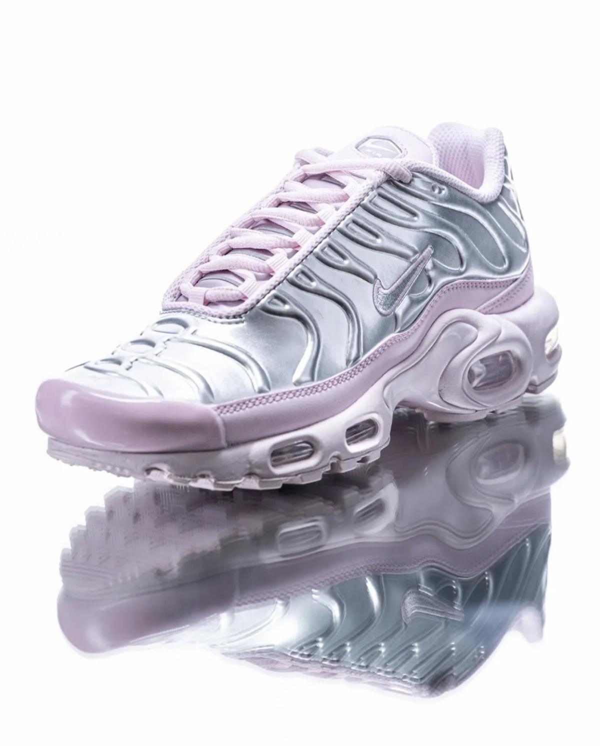 Nike enlève encore une fois la cage de la TN Nike enlève encore une fois la cage de la TN