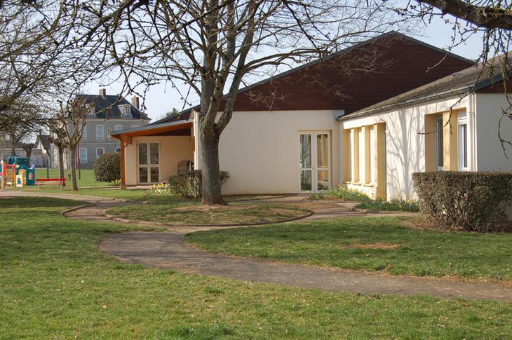 Ecole Maternelle Trouy Bourg Graine D Artistes