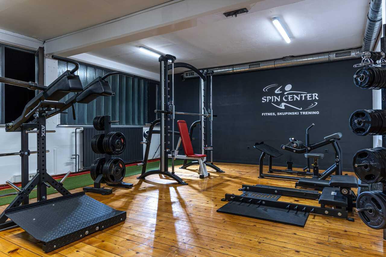 Spin center 11