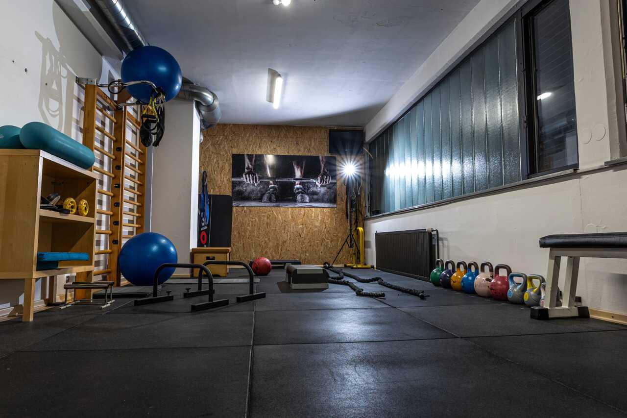 Spin center 13