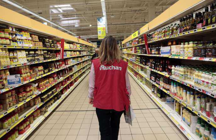 Grande distribution : le lent déclin de l’emploi Grande distribution : le lent déclin de l’emploi
