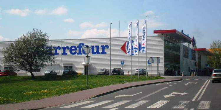 Carrefour affecté par les grèves, les hypermarchés souffrent