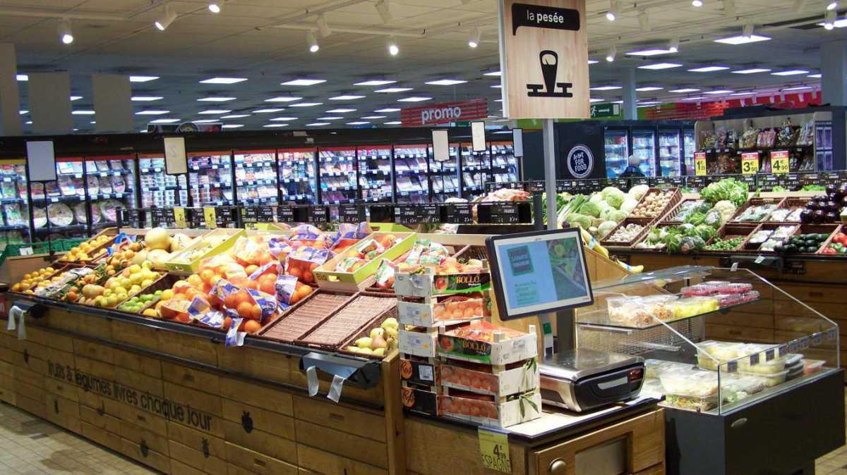 CARREFOUR renforce sa position en Espagne CARREFOUR renforce sa position en Espagne