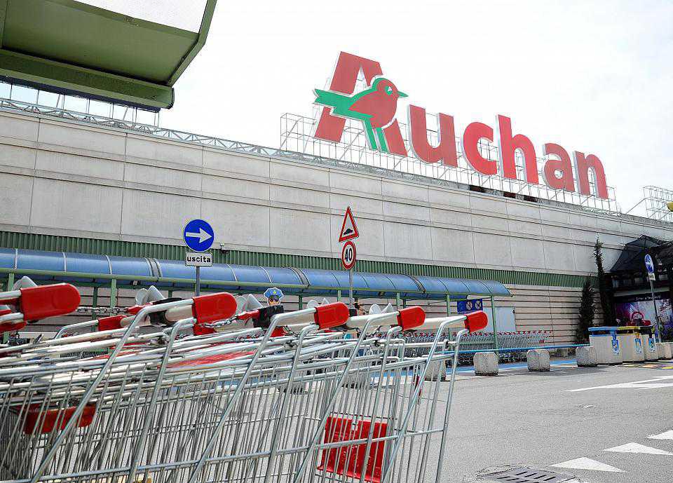 Suppression de près de 1500 postes chez Auchan