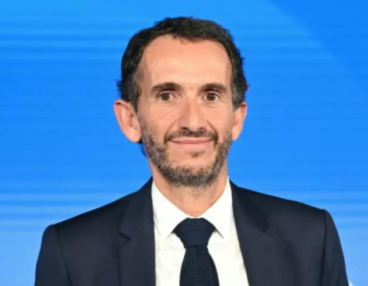 Carrefour: les actionnaires devraient accorder un 3e mandat au PDG Alexandre Bompard lors de l'assemblée générale Carrefour: les actionnaires devraient accorder un 3e mandat au PDG Alexandre Bompard lors de l'assemblée générale