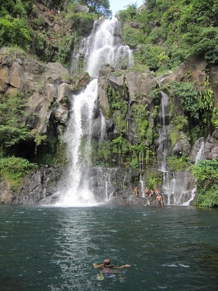 Le bassin des Aigrettes et la cascade Cormoran