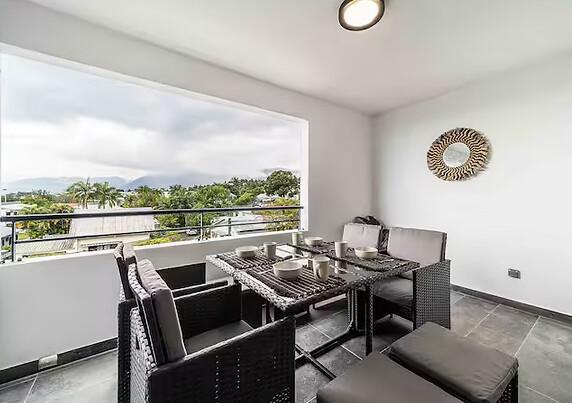 Appartement Spacieux Avec Vue sur Le Tampon