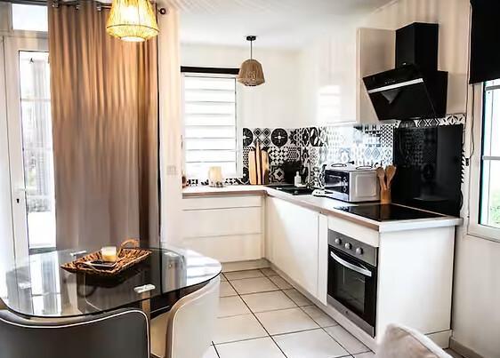 Duplex Climatisé Avec Piscine