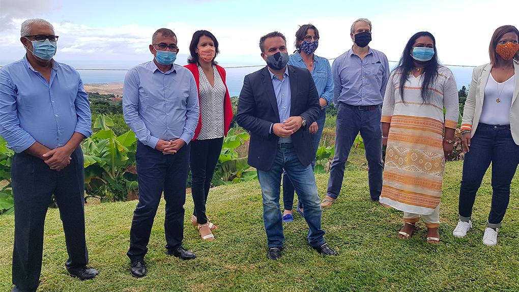 Je Visite Mon Ile Des Cheques Vacances De 300 Pour Les