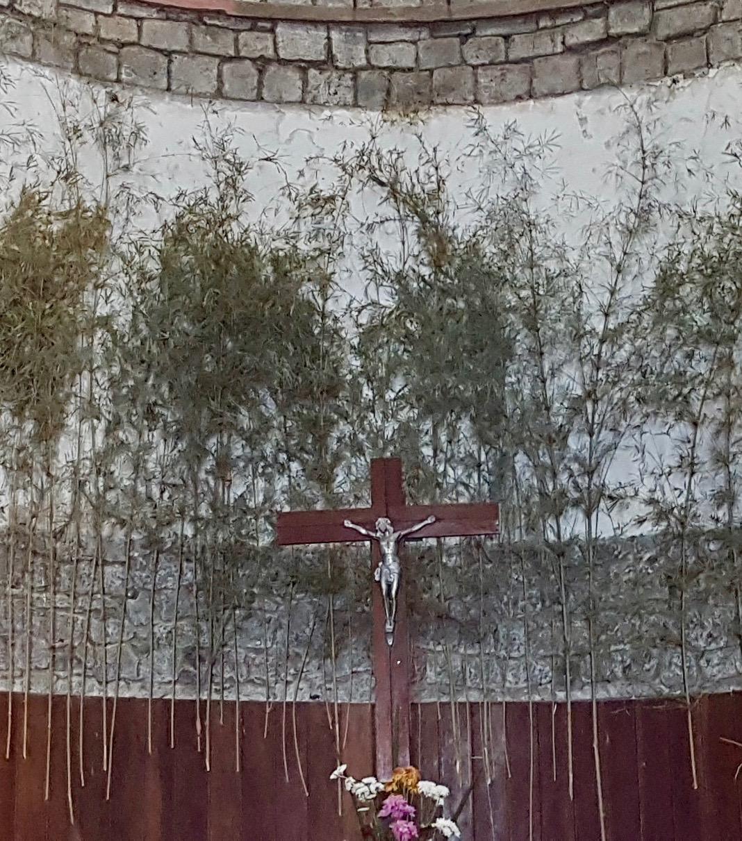 St Benoit Des Fideles Voient Le Visage Du Christ Dans Des Bambous