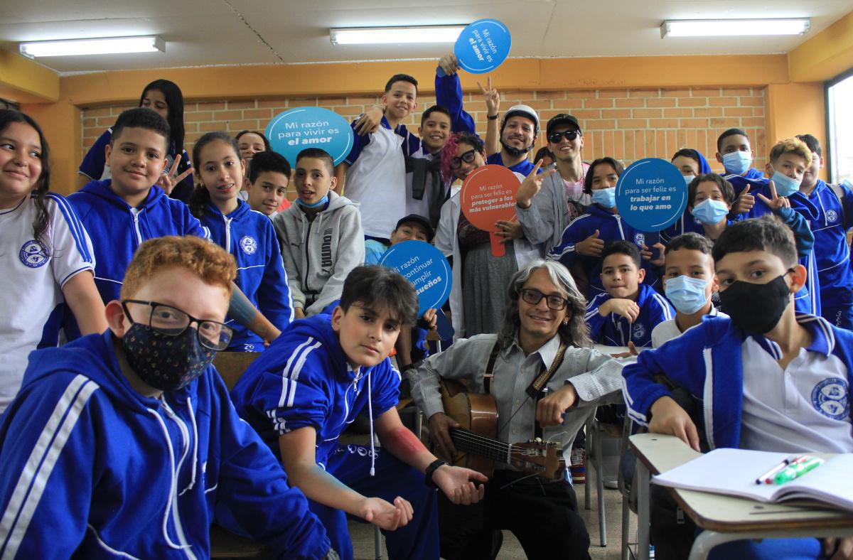 La Alcaldía de Medellín lanza el concurso “Dame Razones para bailar” como parte de las estrategias para fortalecer la salud mental
