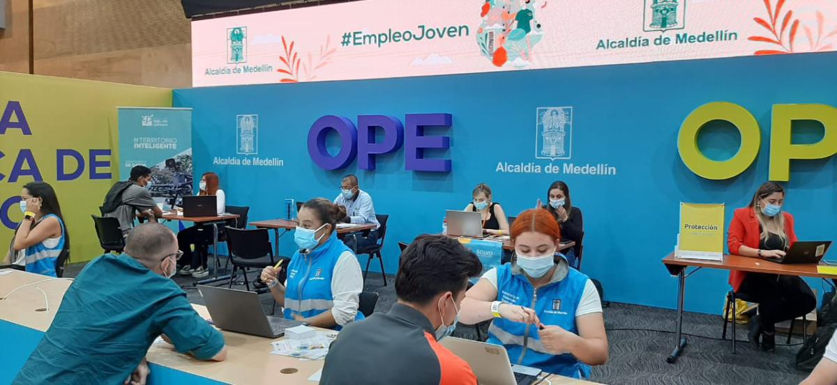 2.899 oportunidades laborales ofrecerá la Alcaldía de Medellín con la primera Feria de Empleo Talentos Diversos