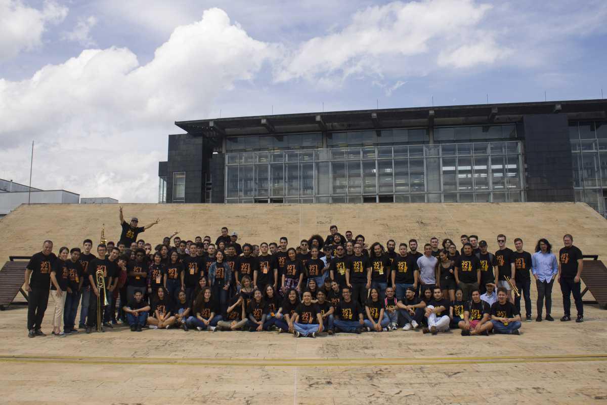 25 integrantes de la Red de Escuelas de Música de Medellín participan en el Jazz Camp 2022