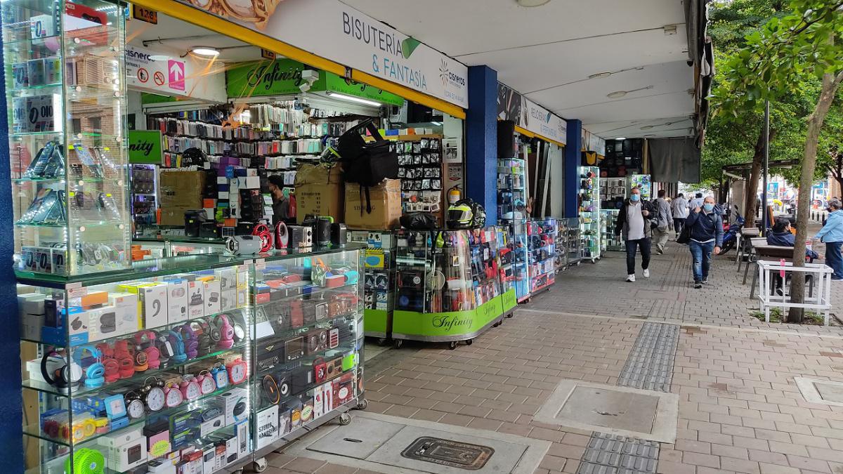 Para el segundo día sin IVA del año, Medellín y el área metropolitana proyectan ventas por más de $840.000 millones Para el segundo día sin IVA del año, Medellín y el área metropolitana proyectan ventas por más de $840.000 millones