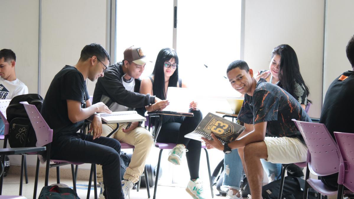 Con acreditación entregada a la I.U. Pascual Bravo, Medellín es la primera ciudad del país con sus tres instituciones universitarias públicas acreditadas en Alta Calidad  Con acreditación entregada a la I.U. Pascual Bravo, Medellín es la primera ciudad del país con sus tres instituciones universitarias públicas acreditadas en Alta Calidad